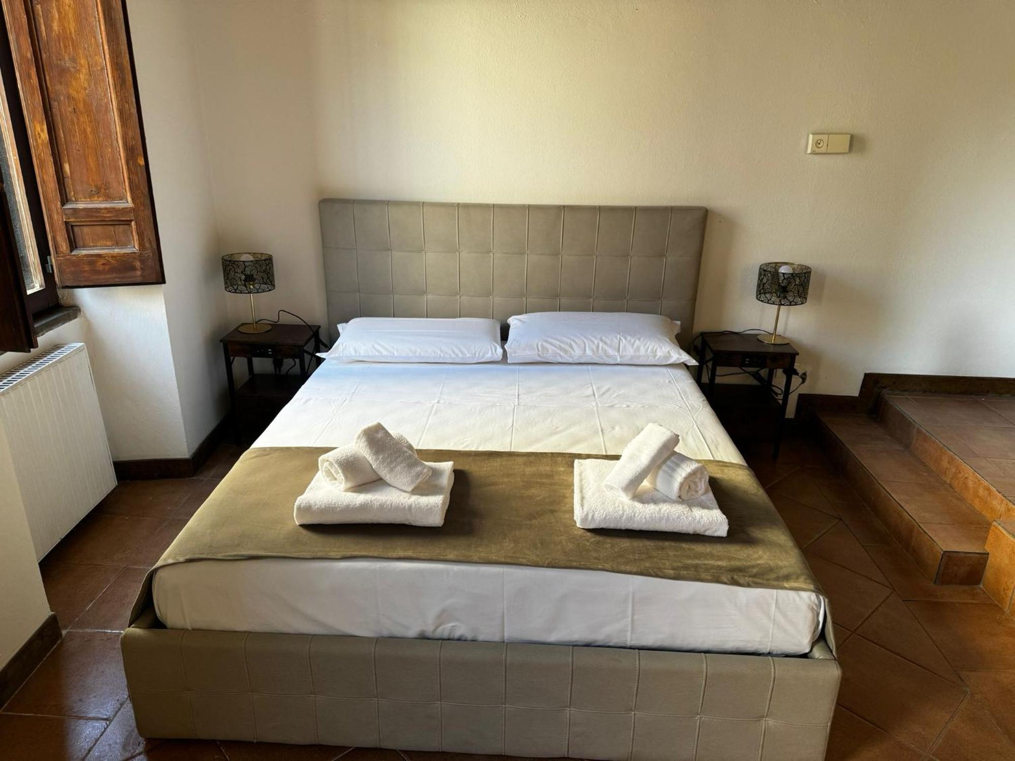 Imperial House San Calisto 7 — Photos 3